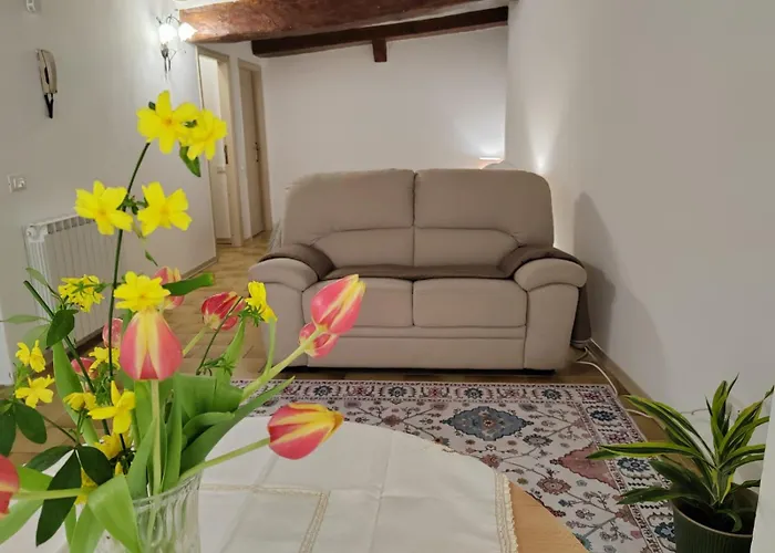 La Loggia Di * Perugia