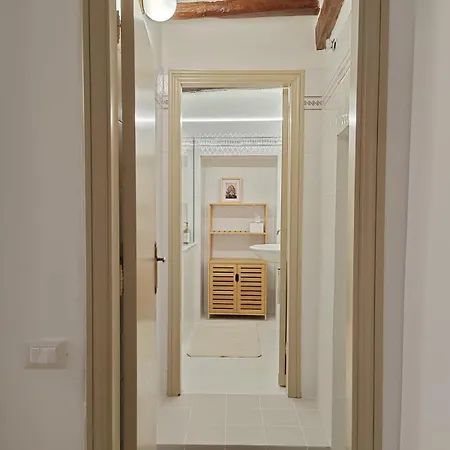 La Loggia Di *