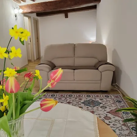 La Loggia Di * Perugia