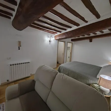 La Loggia Di Apartament